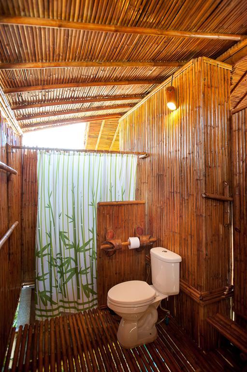 Phuree Hut パヤム島 エクステリア 写真